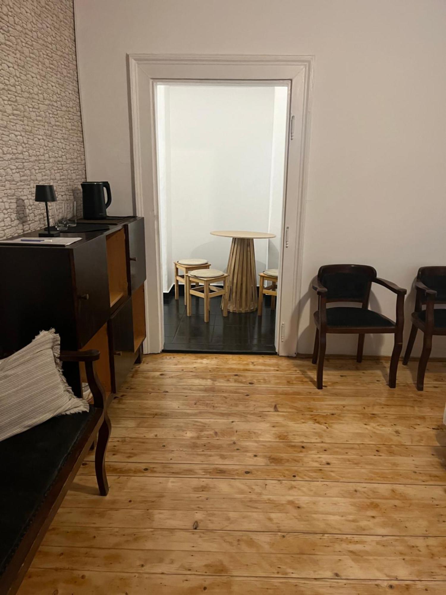 Utcara Nyilo Apartman Вац Екстер'єр фото