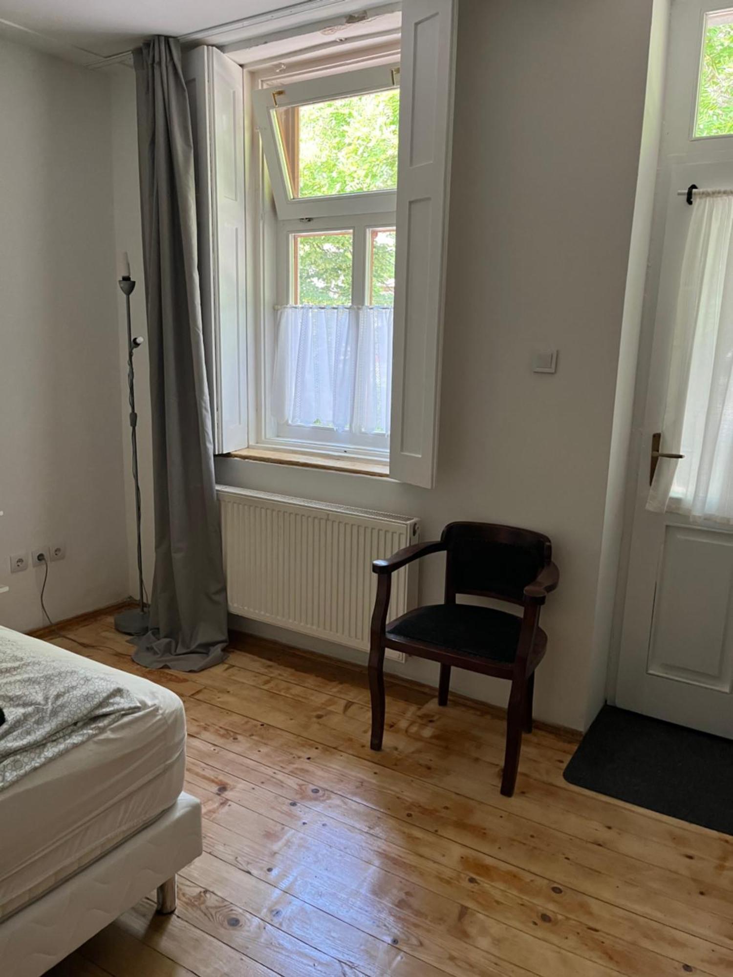 Utcara Nyilo Apartman Вац Екстер'єр фото